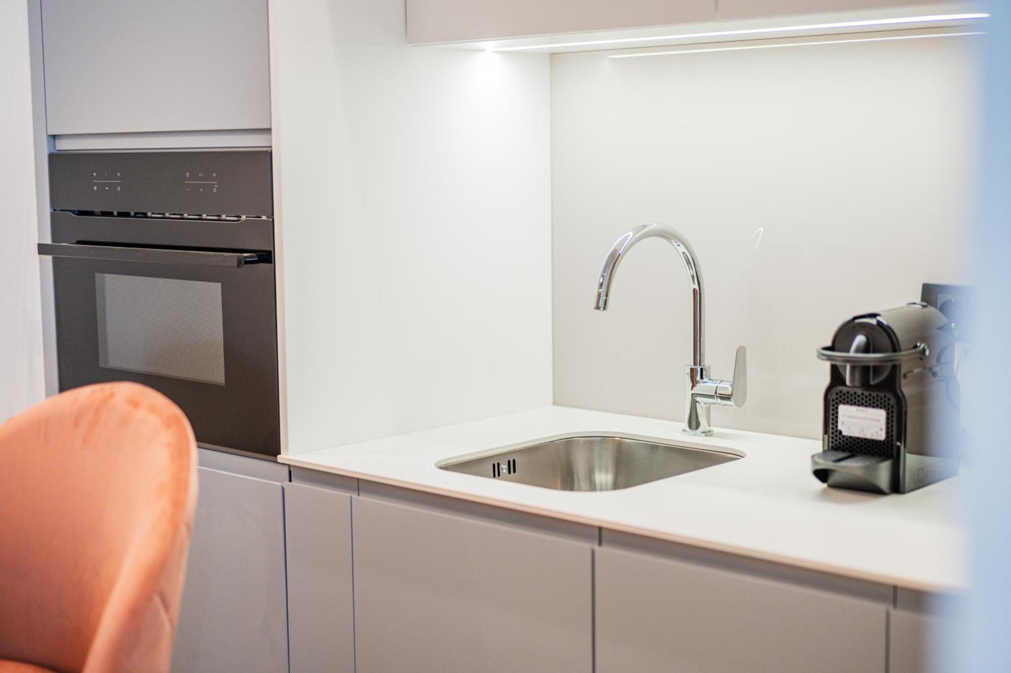 וינה Zeus Design Apartments Schoenbrunn מראה חיצוני תמונה