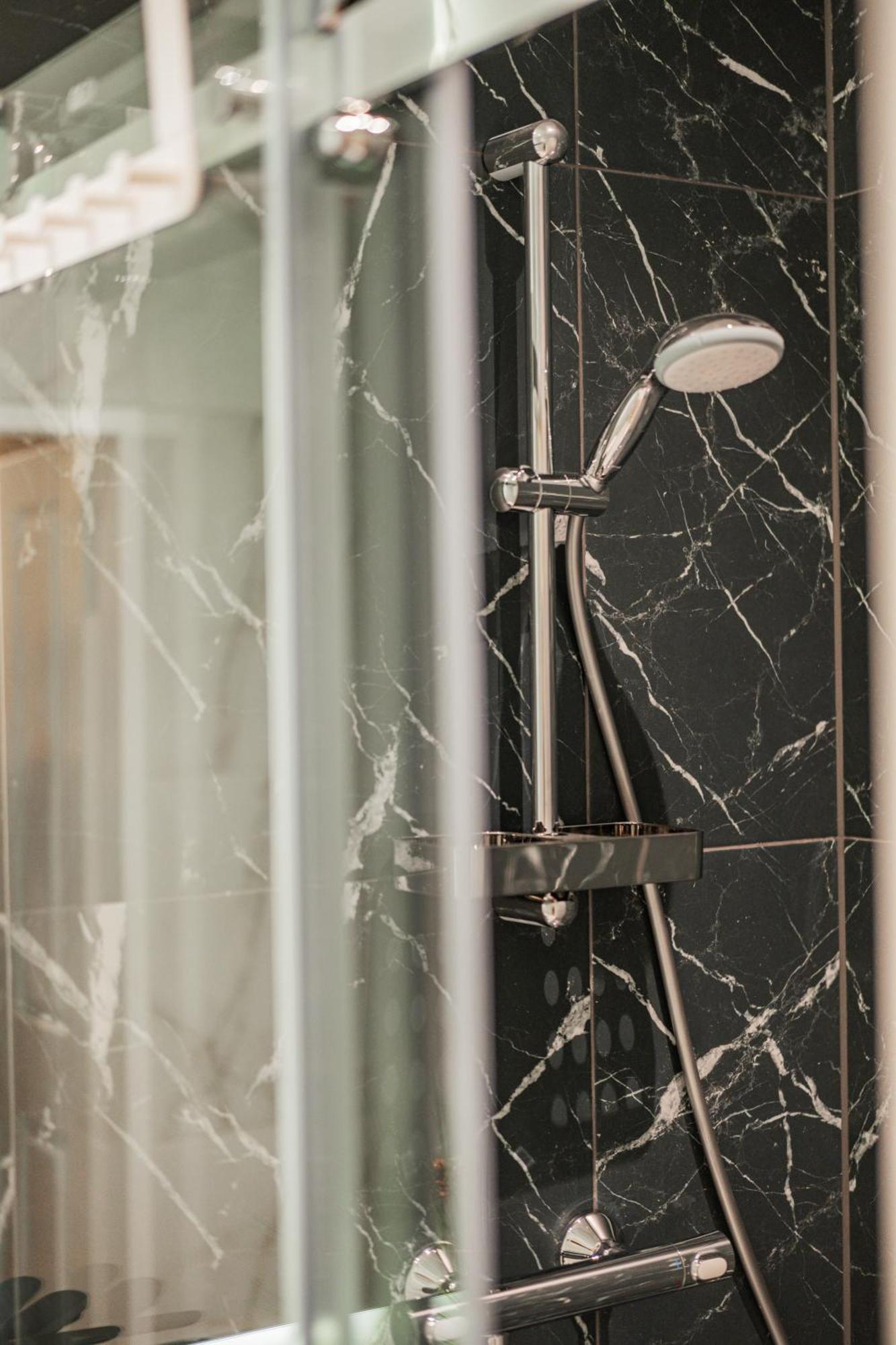 וינה Zeus Design Apartments Schoenbrunn מראה חיצוני תמונה