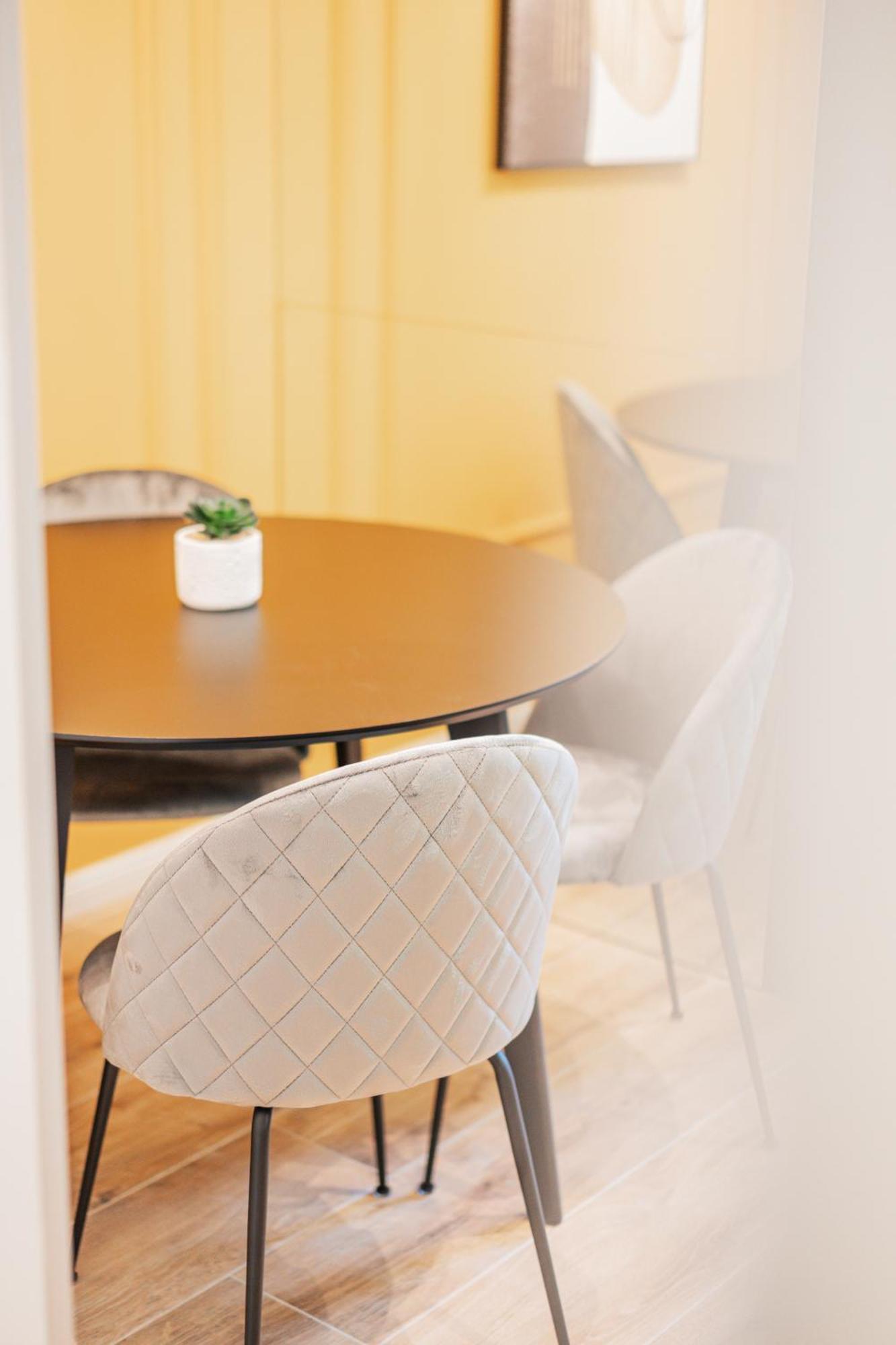 וינה Zeus Design Apartments Schoenbrunn מראה חיצוני תמונה